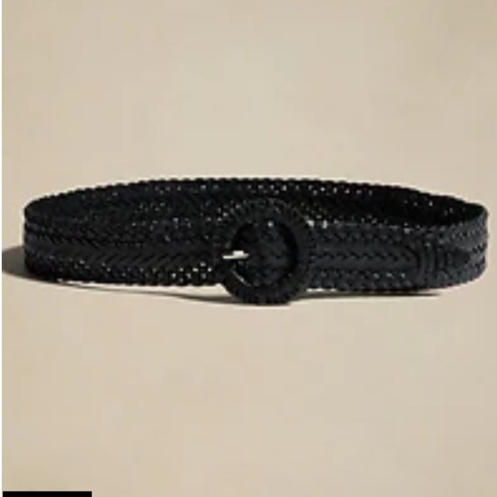 Banana Republic NWT Black Leather woven belt. XL 48 inches